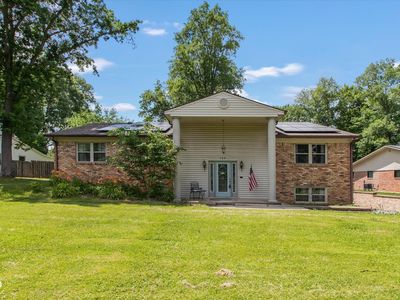 Property at 144 Bexhill Dr, Carmel, IN