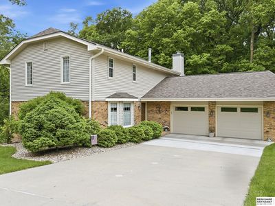 102 Lafayette Ln