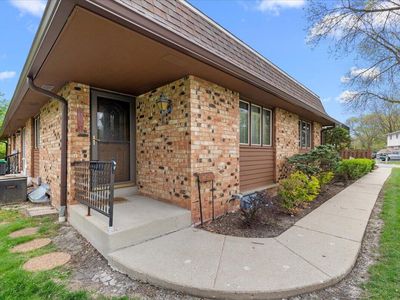 Property at 17694 Nassau DRIVE, Brookfield, WI