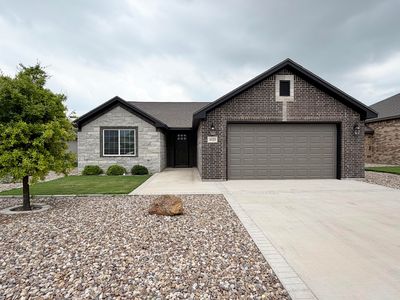 4025 Caroline Ln