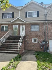 58 Roff St