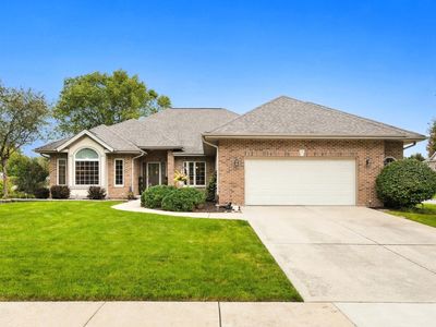 781 Arrowhead Dr