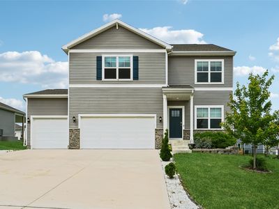 3890 Fieldstone Dr