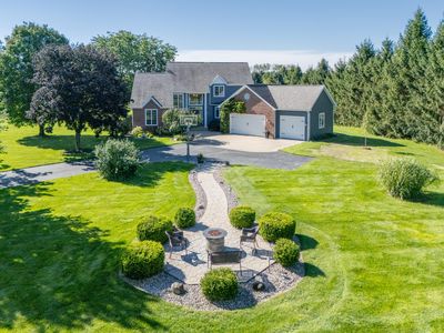 22533 Vineyard Cir