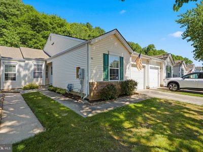 40 Peppergrass Dr N