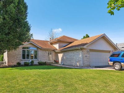 16661 W Oneida Dr