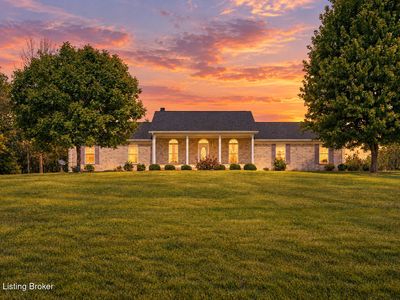 1196 Deerwood Dr