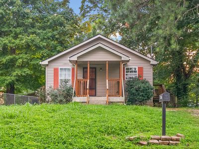 966 Greenwood Ave
