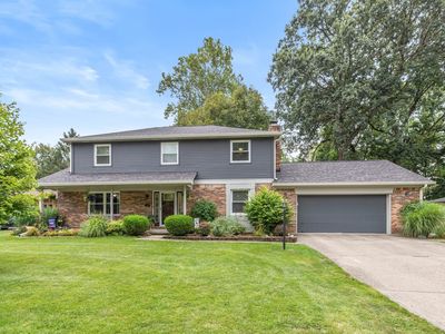 33 Fairlane Dr