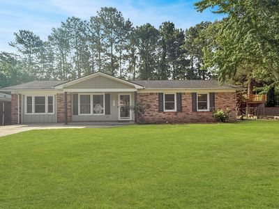 135 Mulberry Dr