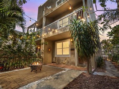 330 Lang Ct N UNIT 1