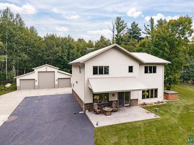 2000 Lakeview Dr
