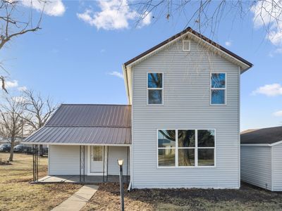 Property at 809 Jefferson Ave, Lowden, IA