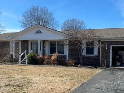 155 Susan Ln