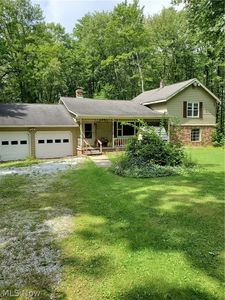 18418 Geauga Lake Rd