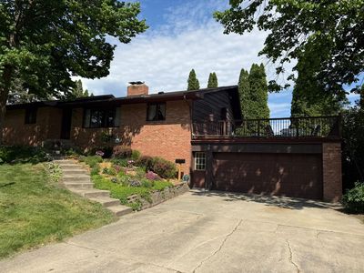 2105 Linn Dr