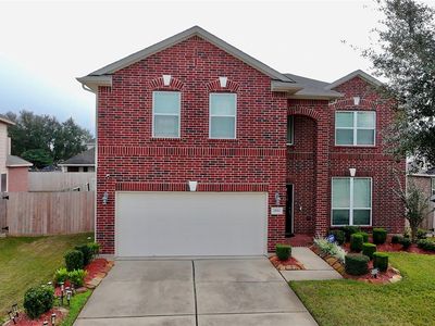 2831 Straight Elm St