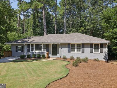 2900 Hollywood Dr