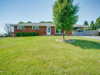 1815 Hutchinson Dr