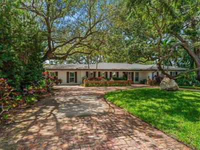7 Rosery Ln