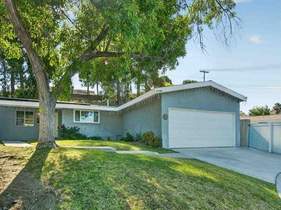 27706 Haxton Dr