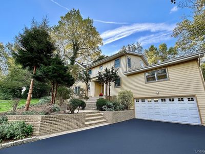 8 Briarfield Drive