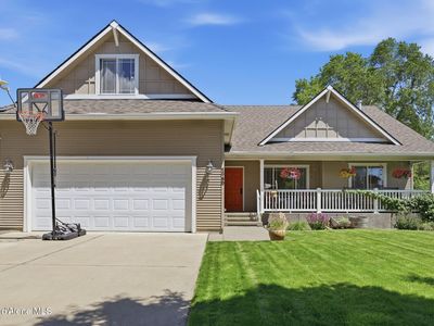 1460 N Willamette Dr