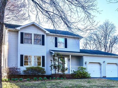 212 New Ave