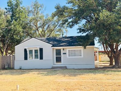 Property at 2029 N 7th St, Tahoka, TX