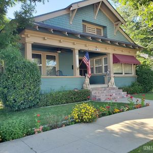 1919 Cedar St