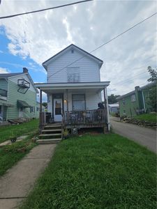 517 4th St