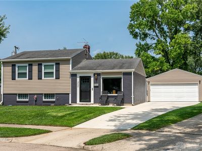 2425 Lorna Ct