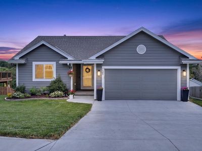 Property at 105 Maplewood Cir, Glenwood, IA
