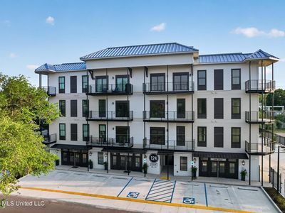 124 Court St #306