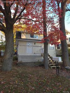 Property at 126 N North Shore Dr, Lake Orion, MI