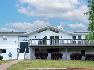 2 Buckhorn Dr