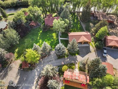 405 Miller Ln