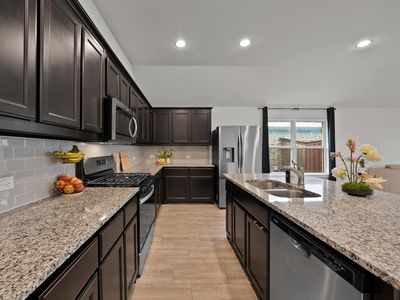 340 Freestall Dr