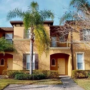 216 Calabria Ave