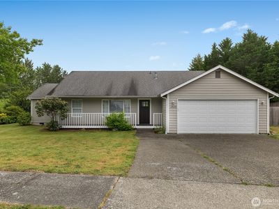 1323 Scarlet Oak Drive SE