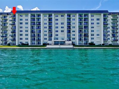 9 HAIG PLACE #810