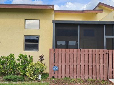 1728 W Royal Tern Ln #3
