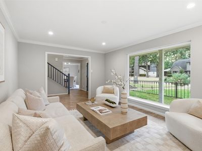 8107 Twining Oaks Ln