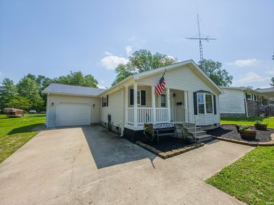 Property at 1319 N Mulberry St, Mount Carmel, IL