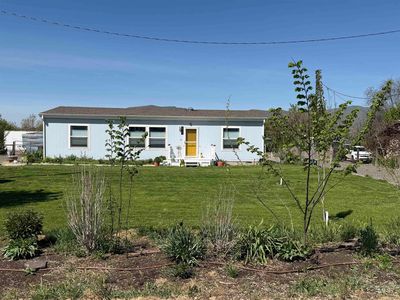 875 Eaton Rd