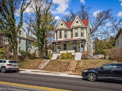 304 W Cold Spring Ln