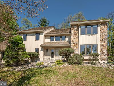 635 N Heilbron Dr