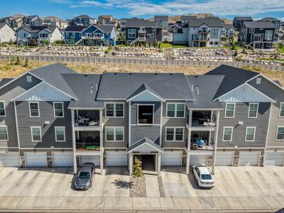 1794 W Eaglewood Dr Unit 201