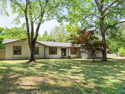 7901 McIntosh Cir SE