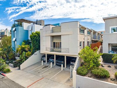 4057 Brant St APT 8